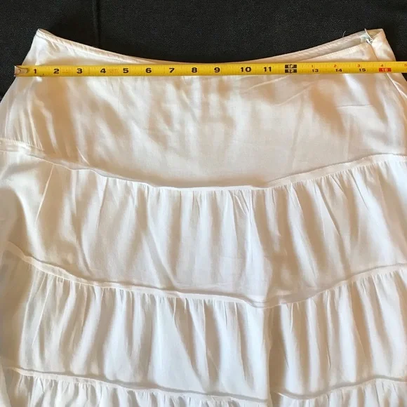 Gorgeous Skirt for Summer - Picture 5 of 8